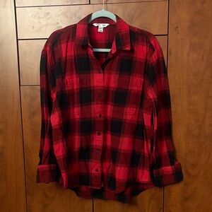4/$20 ✨ Old Navy Buffalo Plaid “The Boyfriend Shirt”